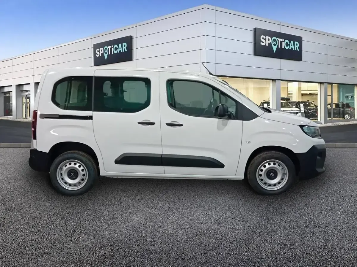 Nuevo Opel Combo Edition 100 CV (73 kW) 2026 Blanco Monovolumen