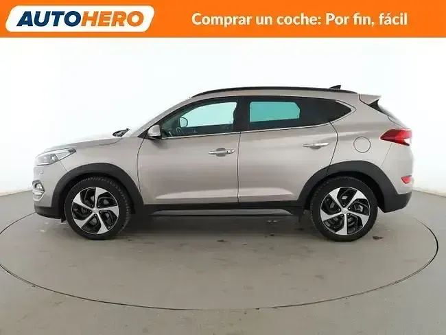 Usado Hyundai Tucson Style 177 CV (130 kW) 2016 Blanco SUV