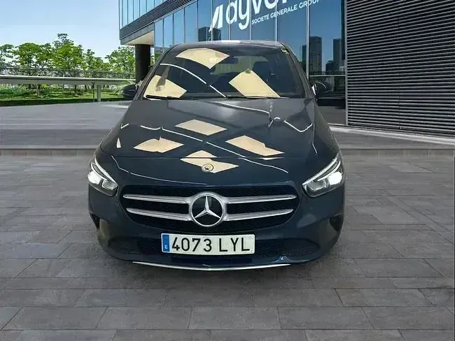 Usado Mercedes B200 150 CV (110 kW) 2022 Azul Utilitario