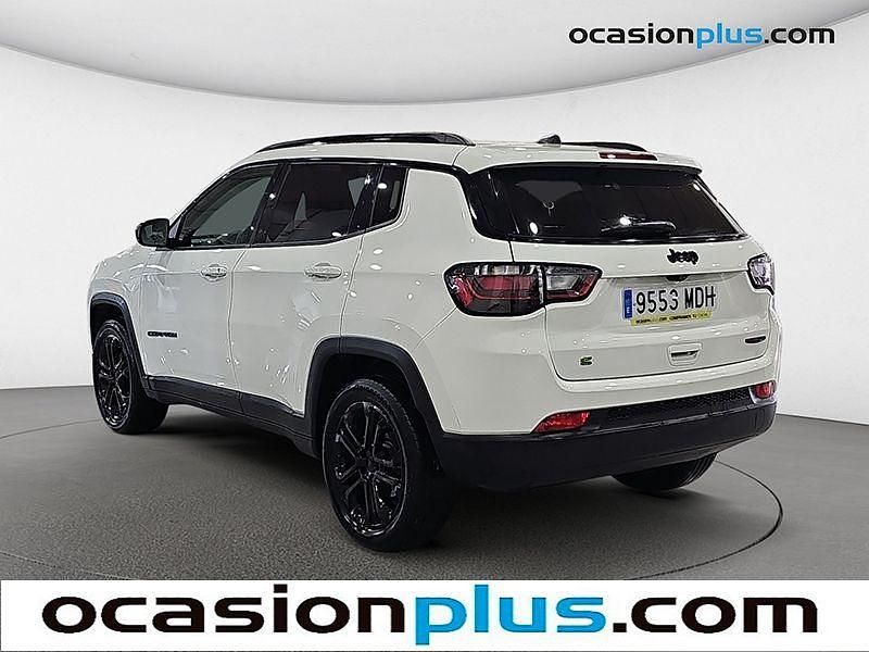 Usado Jeep Compass Night Eagle 130 CV (95 kW) 2023 Blanco SUV