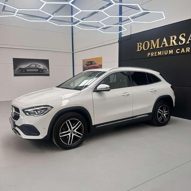 Usado Mercedes GLA250 218 CV (160 kW) 2022 Blanco SUV