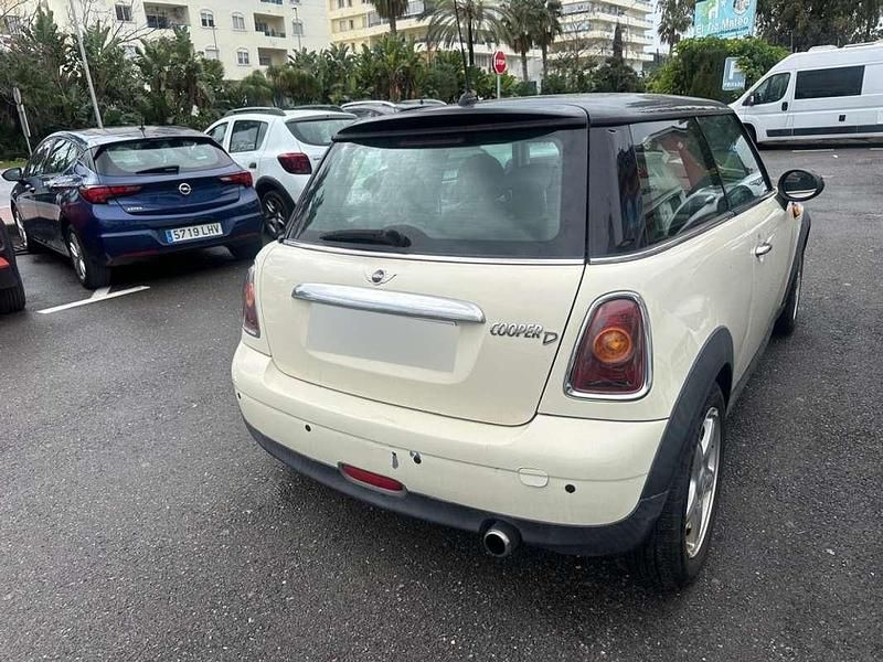 Usado Mini Cooper D 109 CV (80 kW) 2008 Beige Utilitario