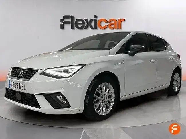 Usado Seat Ibiza 115 CV (84 kW) 2024 Blanco Utilitario