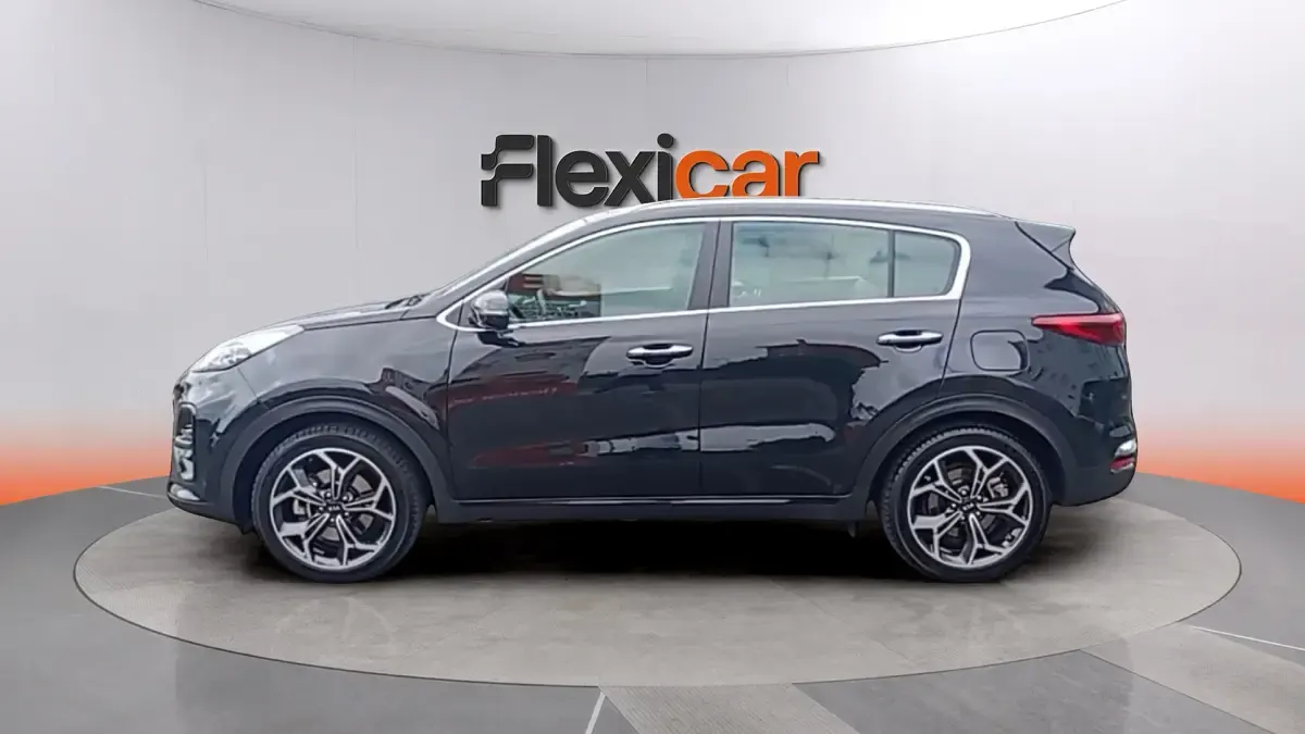 Usado Kia Sportage GT-Line 177 CV (130 kW) 2021 Negro SUV