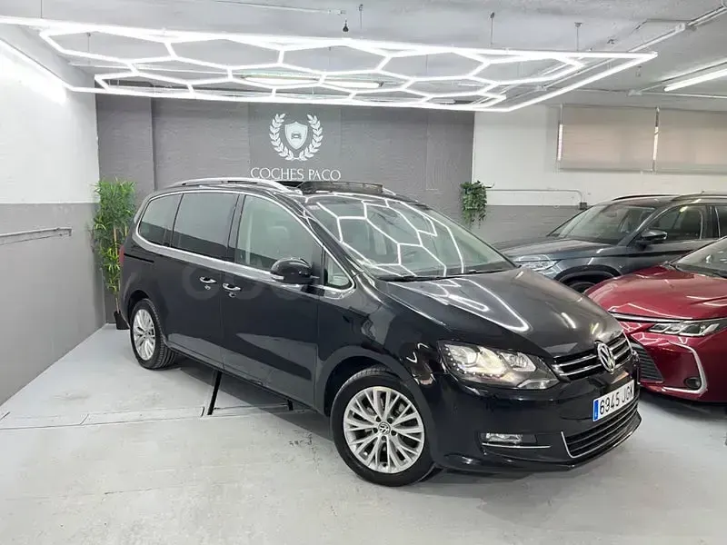 Usado VW Sharan Sport 177 CV (130 kW) 2015 Negro Monovolumen