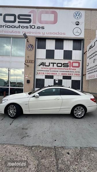Usado Mercedes E220 170 CV (125 kW) 2011 Blanco Coupe