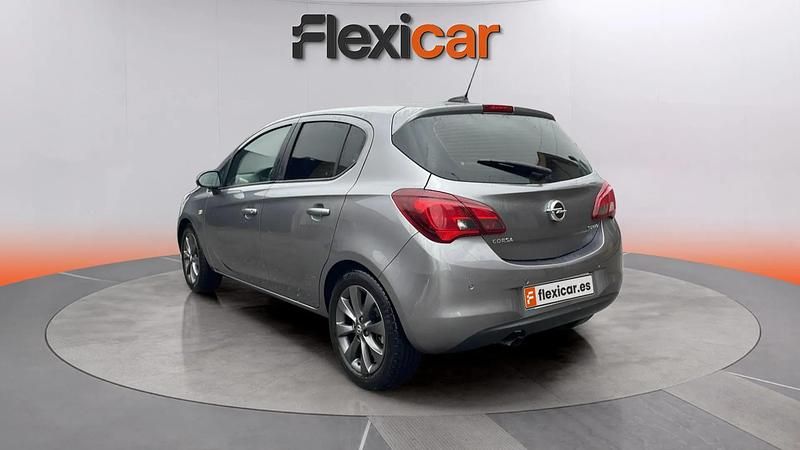 Usado Opel Corsa Color Edition 101 CV (74 kW) 2017 Gris Utilitario
