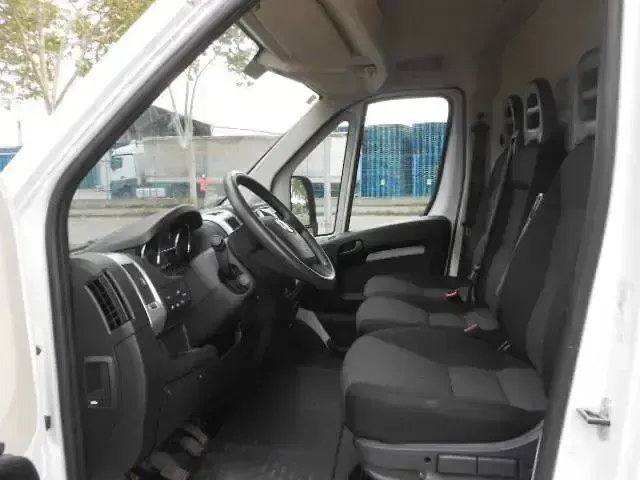 Usado Fiat Ducato 120 HP (88 kW) 2020 Branco Van