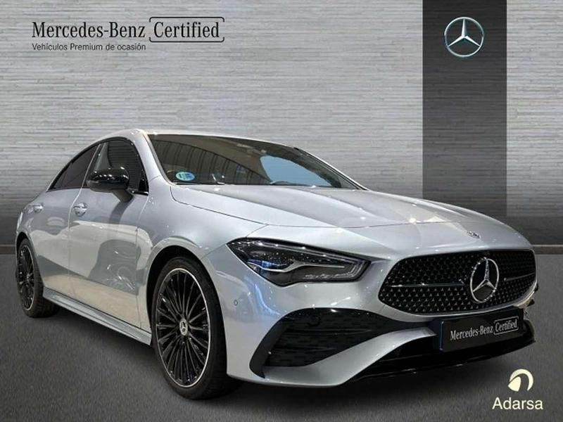 Usado Mercedes CLA200 163 CV (119 kW) 2025 Plateado Coupe