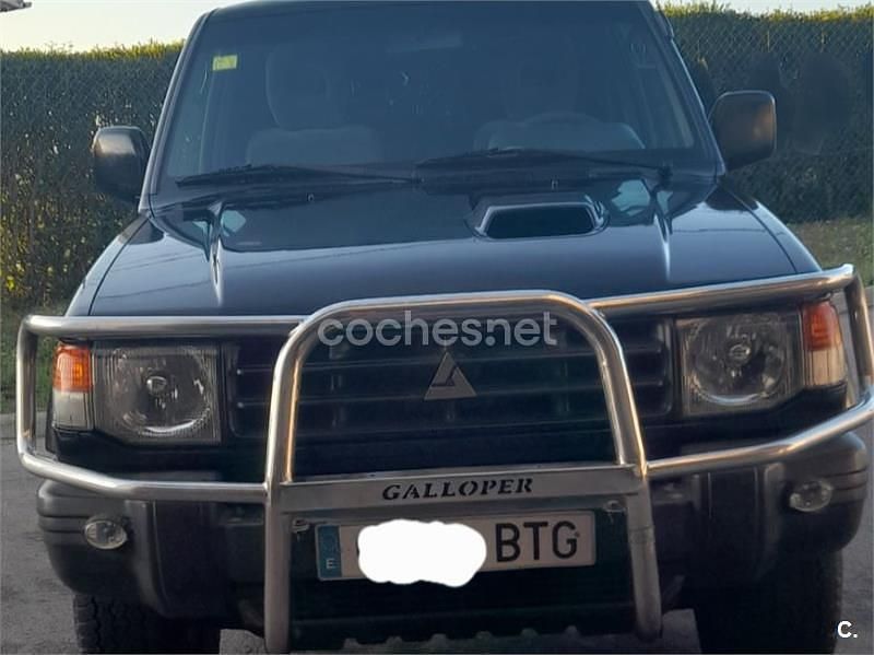Azul Usado 2002 Galloper Exceed SUV | 8400 € (Precio justo) - Imagen 1/4