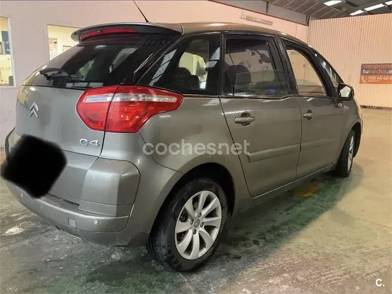 Usado Citroën C4 Picasso 136 CV (100 kW) 2009 Beige Monovolumen