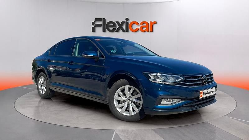Usado VW Passat Business 122 HP (89 kW) 2021 Azul Carrinha