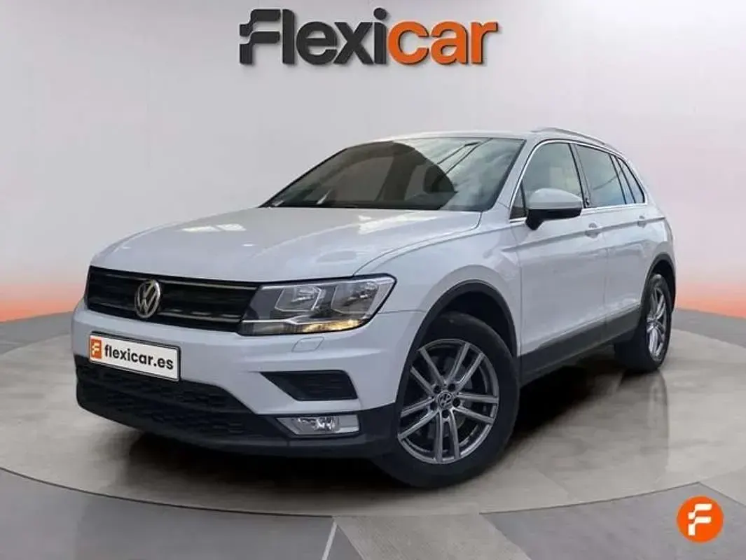 Usado VW Tiguan Sportline 179 CV (131 kW) 2017 Blanco SUV