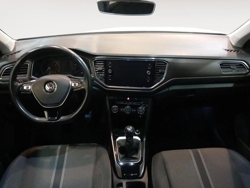 Usado VW T-Roc Advance 85 CV (62 kW) 2018 Blanco SUV