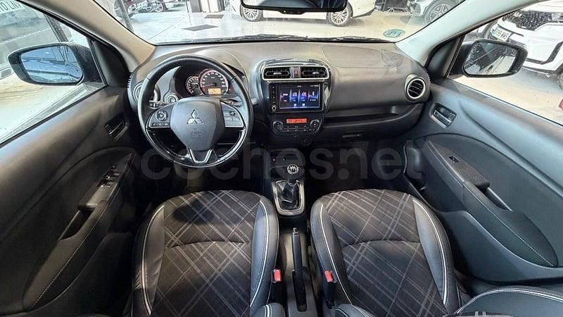 Usado Mitsubishi Space Star 71 CV (52 kW) 2023 Negro Utilitario