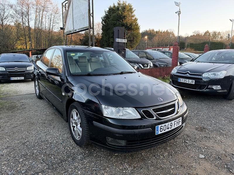 Usado Saab 9-3 Vector 150 CV (110 kW) 2006 Negro Berlina