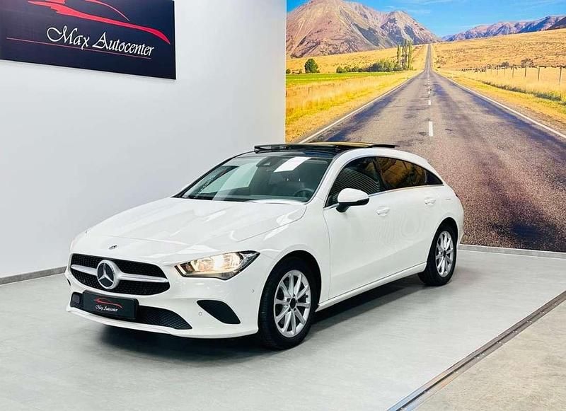 Usado Mercedes CLA200 Shooting Brake 150 CV (110 kW) 2019 Blanco Familiar