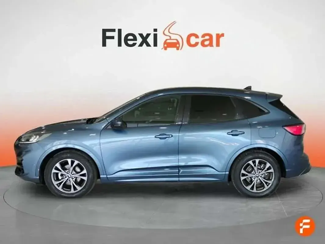 Usado Ford Kuga ST-Line 120 CV (88 kW) 2022 Azul SUV