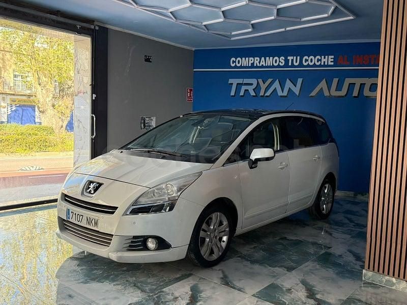 Usado Peugeot 5008 Allure 163 CV (119 kW) 2012 Blanco Monovolumen