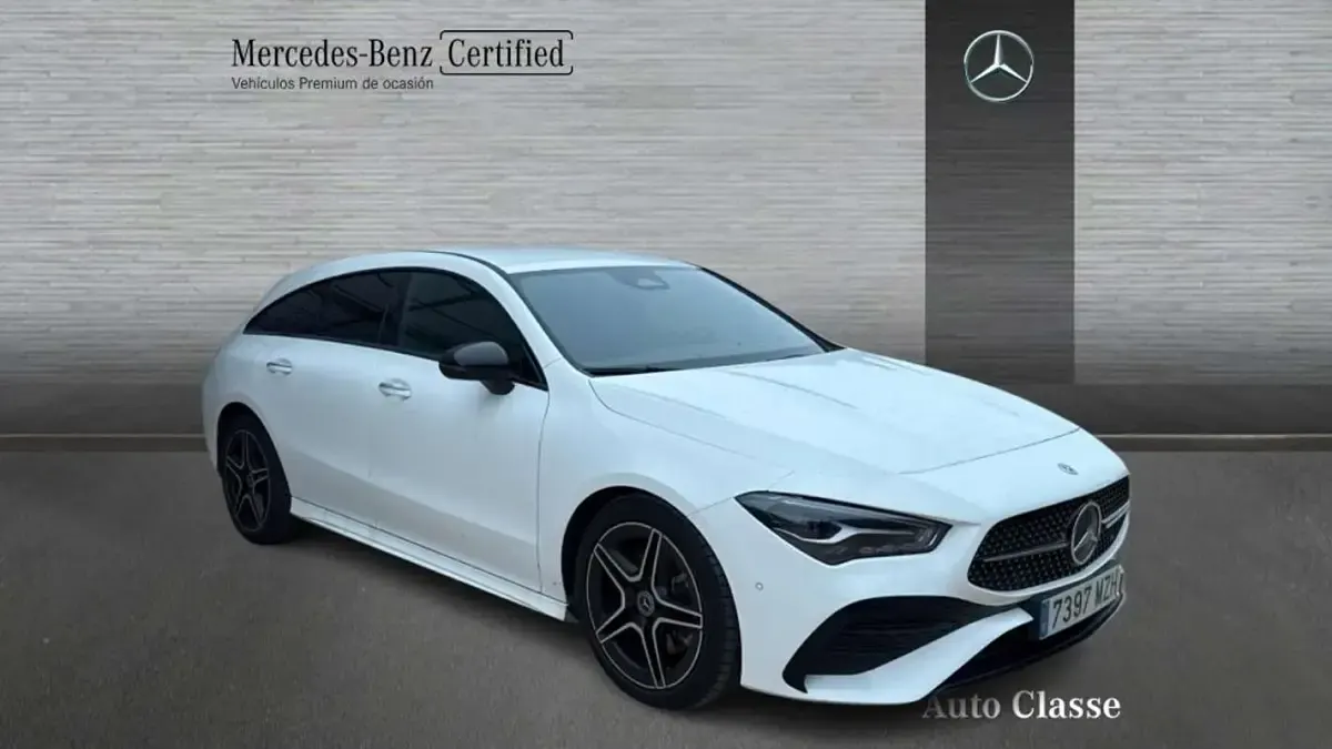 Usado Mercedes CLA200 150 CV (110 kW) 2025 Blanco Familiar