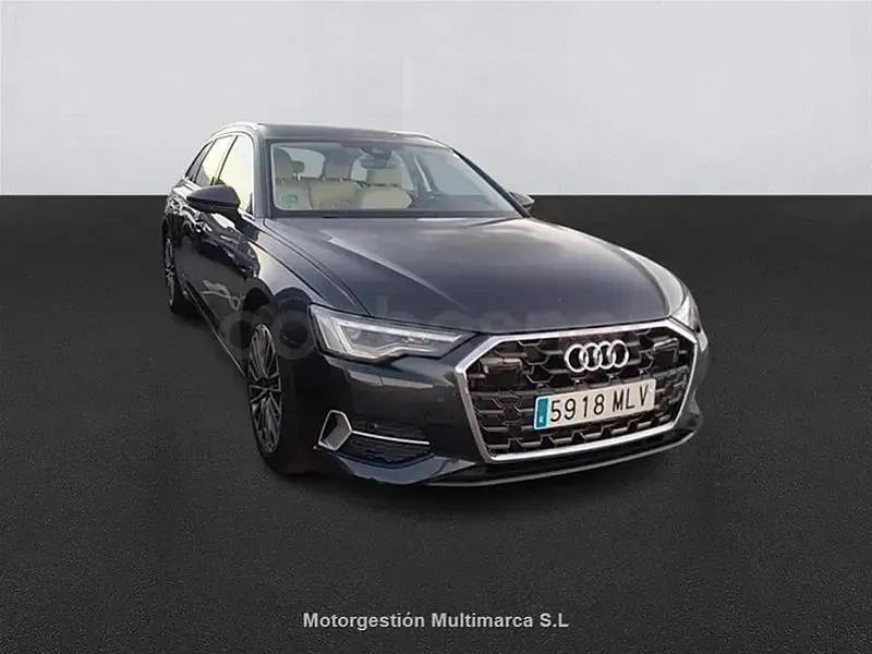 Usado Audi A6 Advanced Plus 204 CV (150 kW) 2023 Gris / plata Familiar