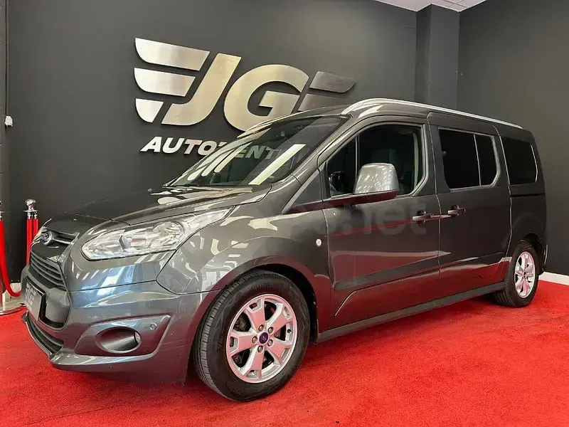 Usado Ford Tourneo Connect Titanium 120 CV (88 kW) 2016 Gris / plata Monovolumen