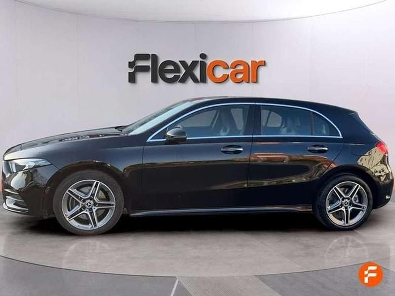 Usado Mercedes A250 218 CV (160 kW) 2022 Negro Berlina