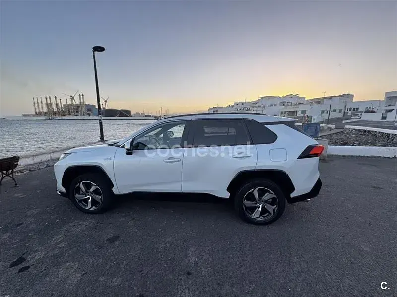 Usado Toyota RAV4 Hybrid Advance 306 CV (225 kW) 2024 Blanco SUV