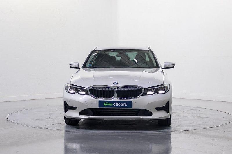 Usado BMW 318 150 CV (110 kW) 2021 Blanco Berlina