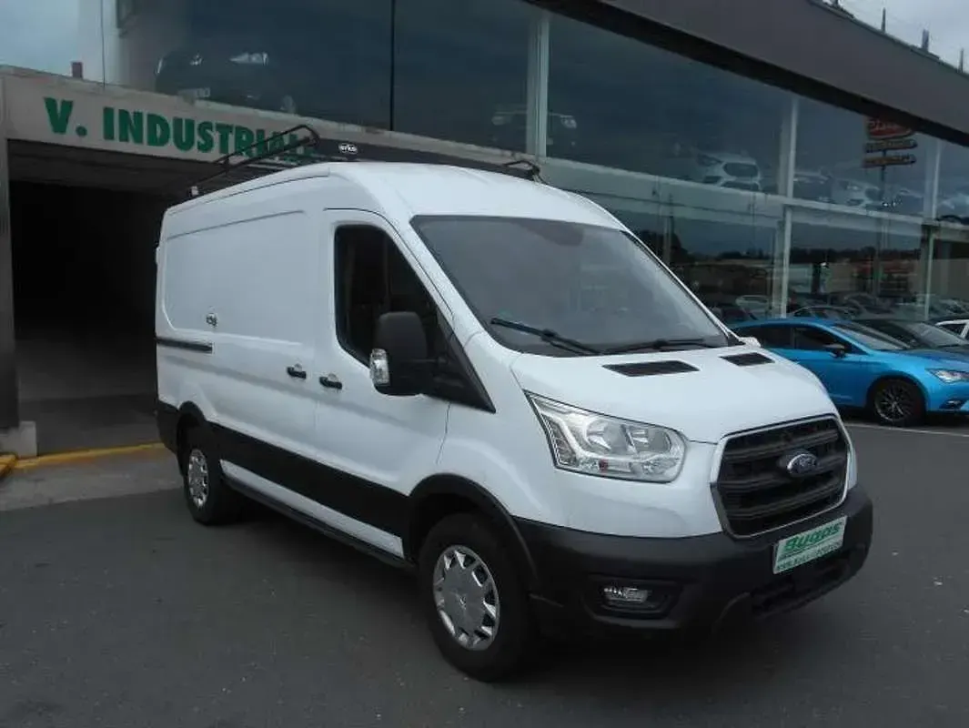 Usado Ford Transit Trend 131 CV (96 kW) 2021 Blanco Van