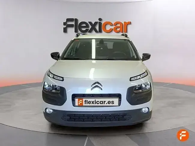 Usado Citroën C4 Cactus Live 82 CV (60 kW) 2017 Blanco Utilitario