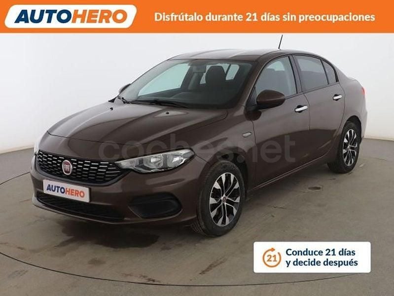 Usado Fiat Tipo Easy 95 CV (69 kW) 2016 Marrón Berlina