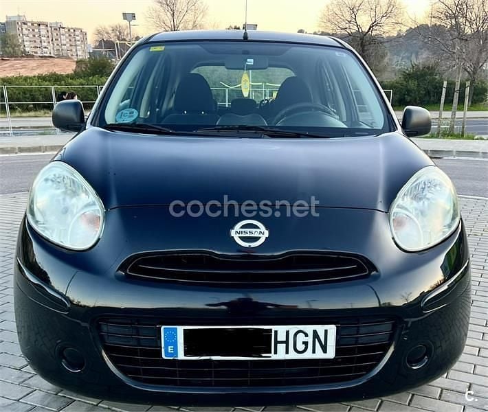 Usado Nissan Micra Premium Edition 80 CV (58 kW) 2011 Negro Utilitario