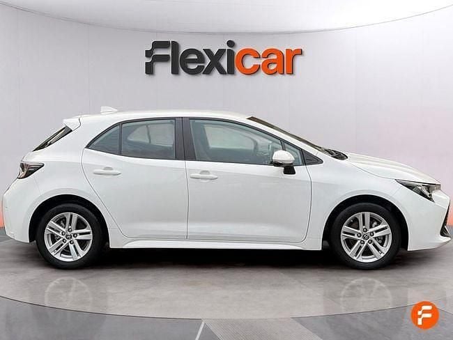 Usado Toyota Corolla Active 140 CV (102 kW) 2023 Blanco Berlina