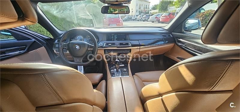 Usado BMW 750 Comfort Edition 407 CV (299 kW) 2012 Azul Berlina
