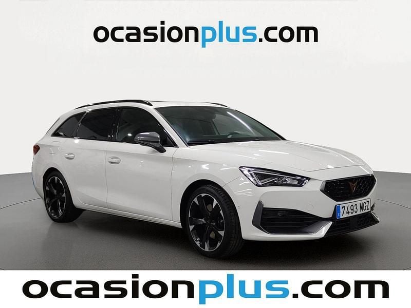Usado Cupra Leon 204 CV (150 kW) 2023 Blanco Monovolumen