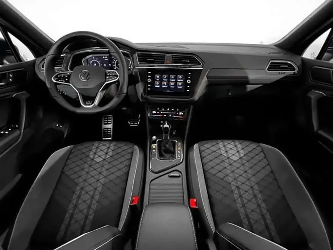 Usado VW Tiguan R-line 204 CV (150 kW) 2025 Blanco SUV