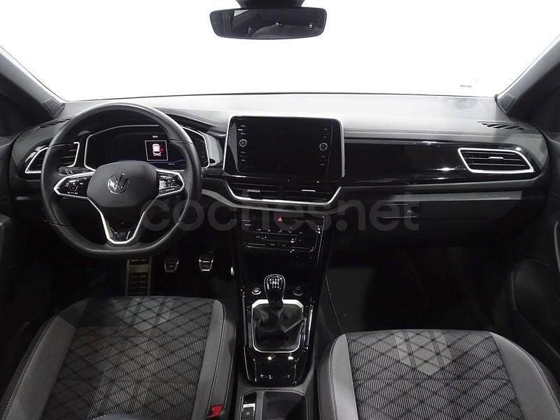 Usado VW T-Roc R-line 150 CV (110 kW) 2023 Gris / plata SUV