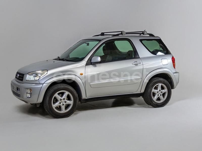 Gris / plata Usado 2003 Toyota RAV4 Sol SUV | 10.900 € (Un poco caro) - Imagen 1/4