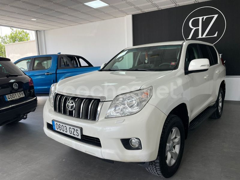 Blanco Usado 2011 Toyota Land Cruiser SUV | 22.999 € (Precio justo) - Imagen 1/4