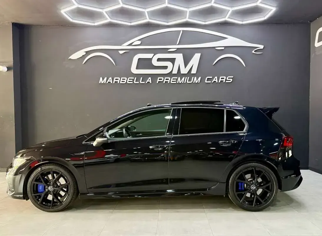 Usado VW Golf VIII R 320 CV (235 kW) 2023 Negro Utilitario