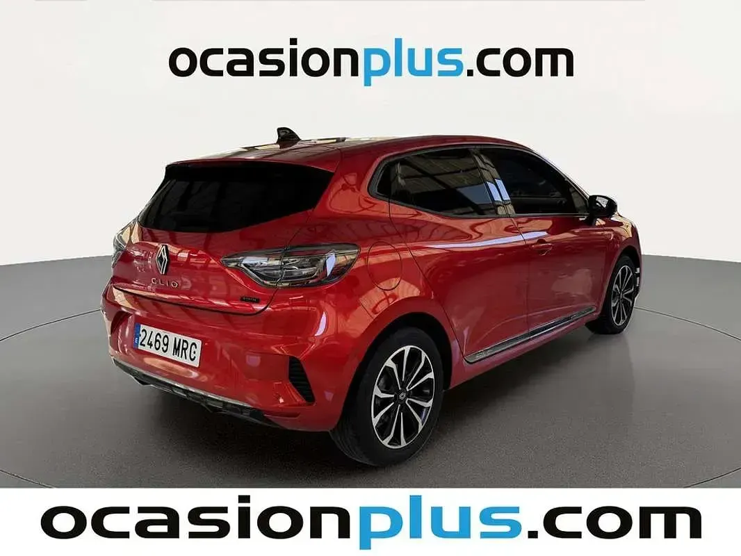 Usado Renault Clio V Techno 143 CV (105 kW) 2024 Rojo Utilitario