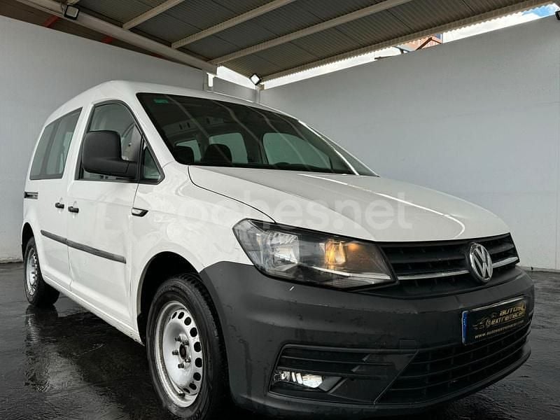 Usado VW Caddy 75 CV (55 kW) 2018 Blanco Monovolumen