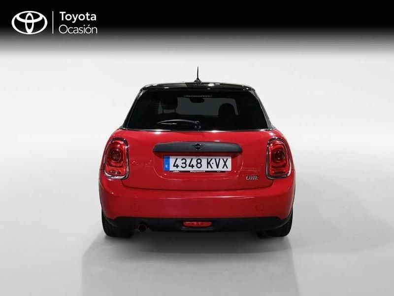 Usado Mini ONE 102 CV (75 kW) 2019 Rojo Utilitario