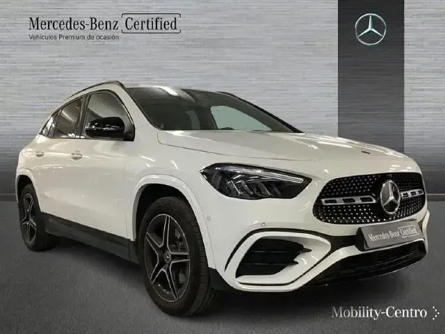 Usado Mercedes GLA250 218 CV (160 kW) 2026 Blanco polar SUV
