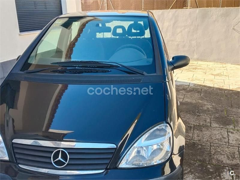 Usado Mercedes A170 Classic 90 CV (66 kW) 2001 Negro Monovolumen