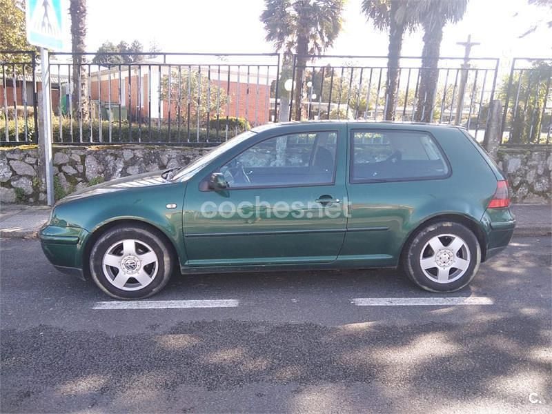 Usado VW Golf III Highline 100 CV (73 kW) 1998 Verde Berlina