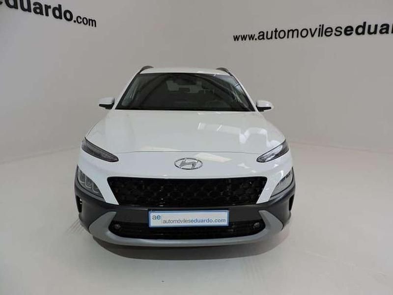 Usado Hyundai Kona 120 CV (88 kW) 2021 Blanco SUV