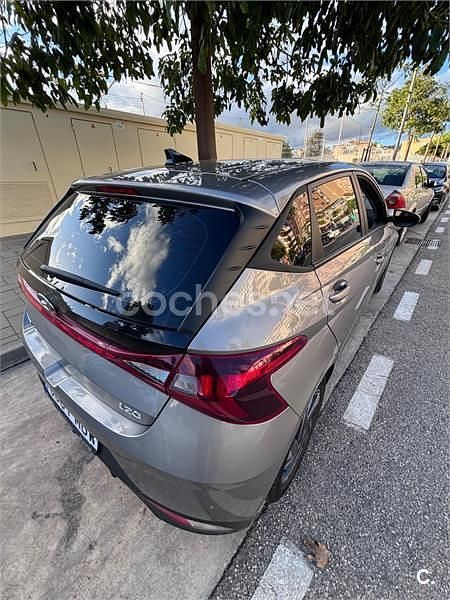 Beige Usado 2022 Hyundai i20 Berlina | 15.000 € (Precio justo) - Imagen 1/4