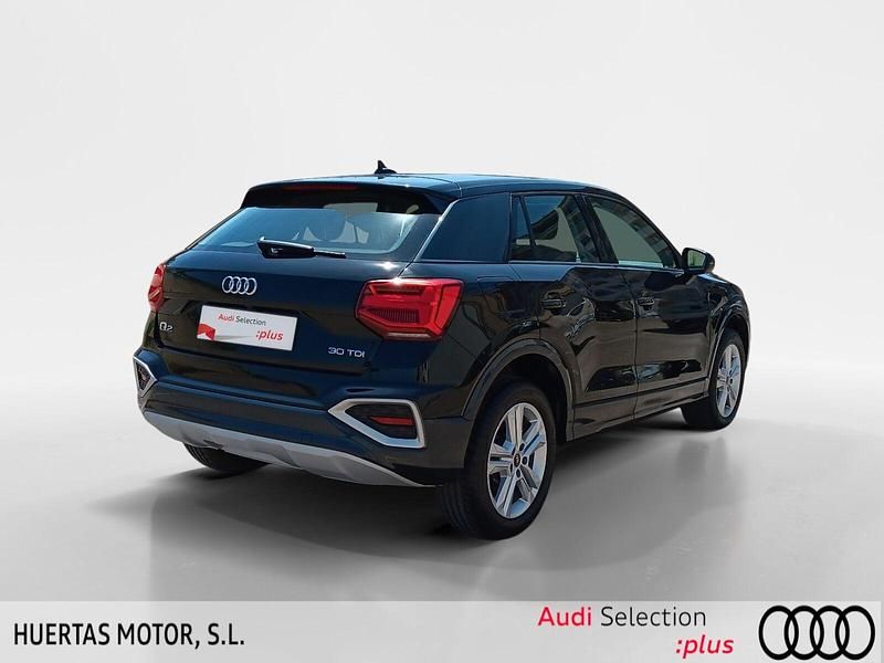 Usado Audi Q2 Advanced Plus 116 CV (85 kW) 2024 Negro SUV